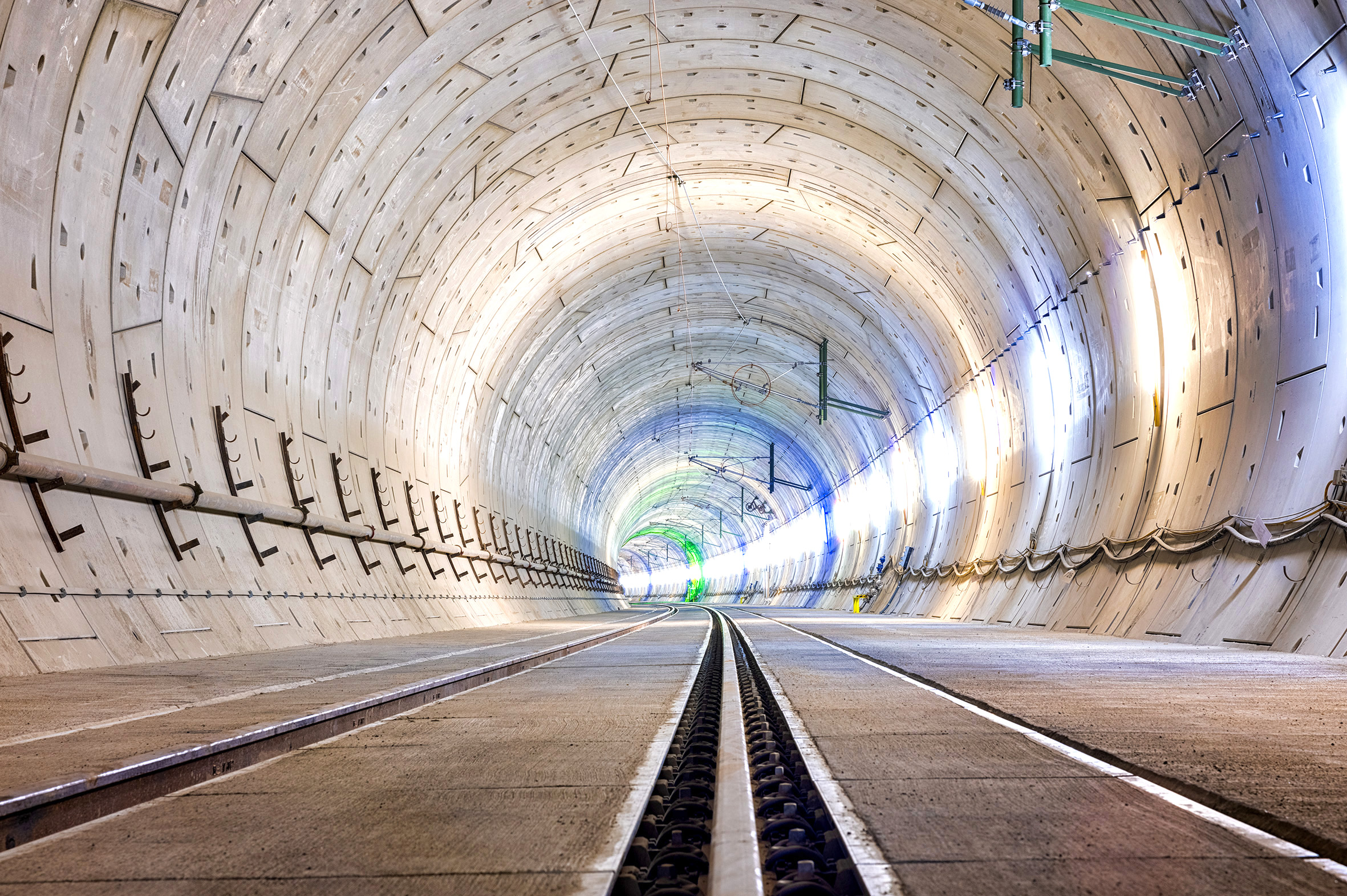 Voessing-Header-Tunnel